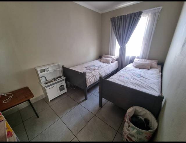 4 BEDROOM HOUSE FOR SALE IN ALBERTSDAL